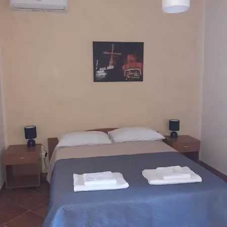 La Cycas Bed & Breakfast *